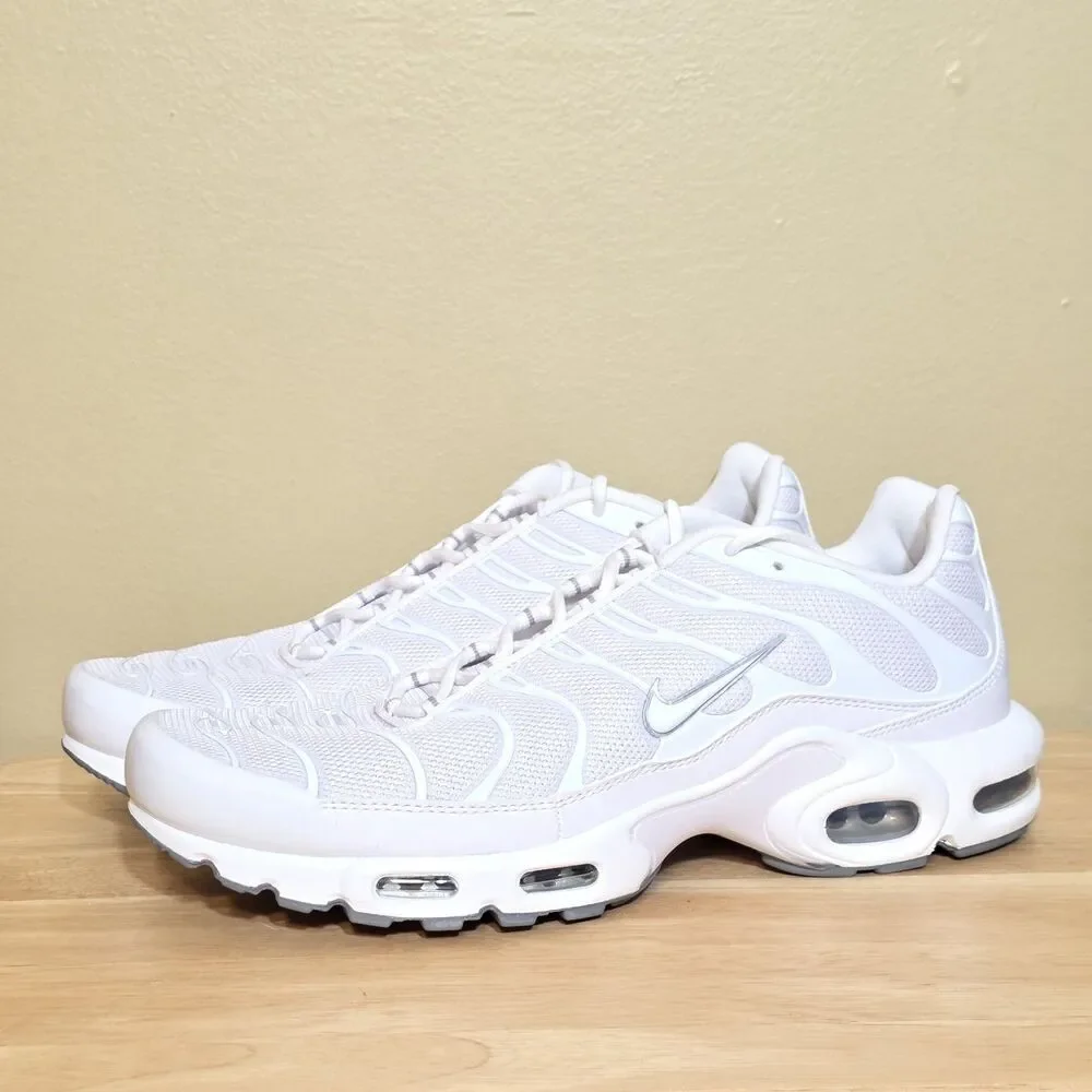 Nike Air Max Plus Triple White Running Shoes 604133-139 Men's Size 12